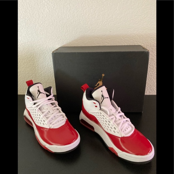 NEW NIKE AIR JORDAN MAXIN 200 (GS) SZ 5Y WHITE/BLACK-GYM RED-WHITE CD6123 106 - Picture 5 of 15